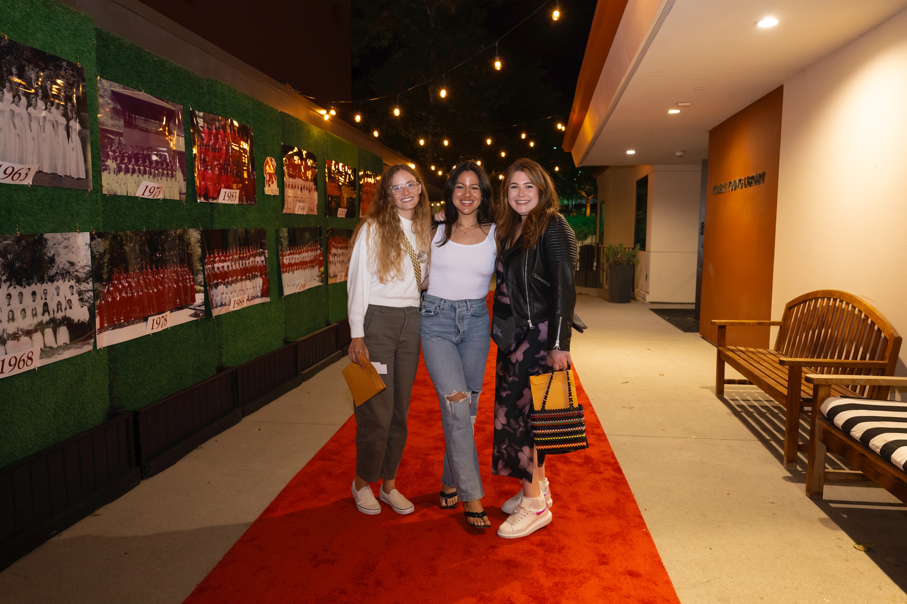 Выпускники